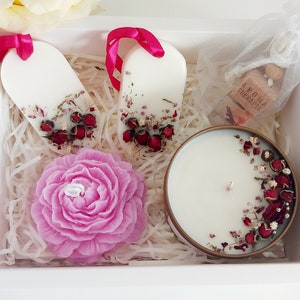Personalized Rose Gift box Peony Candle Dried Flowers Soy Candle & Natural Air Fresheners Valentines Gift for Her Birthday box Friend Gift