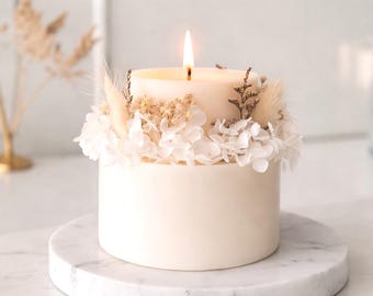 White Flowers Candle, Soy Wax, Custom Scent, Unique Designer Candle with Dried Flowers, Handmade Luxury Floral Decor, Candle Gift for Her
