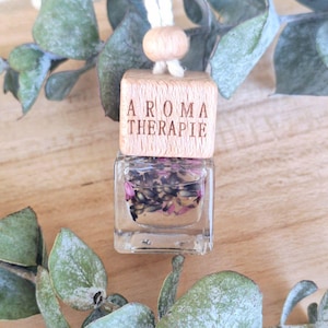 Essential Oils Car Fragrance Diffuser with Flowers Lavender Air Freshener Scented Hanging Freshies Aromatherapy Scent Gift Car Pendant