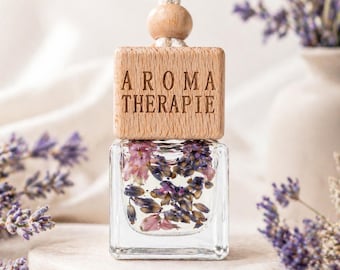 Lavender Car Diffuser with Lavender Flowers, Relaxing Essential Oil Aroma, Long Lasting Car Air Freshener, Small Lavender Gift