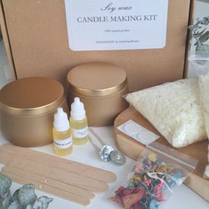 DIY soy Candle making kit to make 2 Personalized scented candles with dried Flowers, Do it yourself Candle Craft kit, Candle supplies