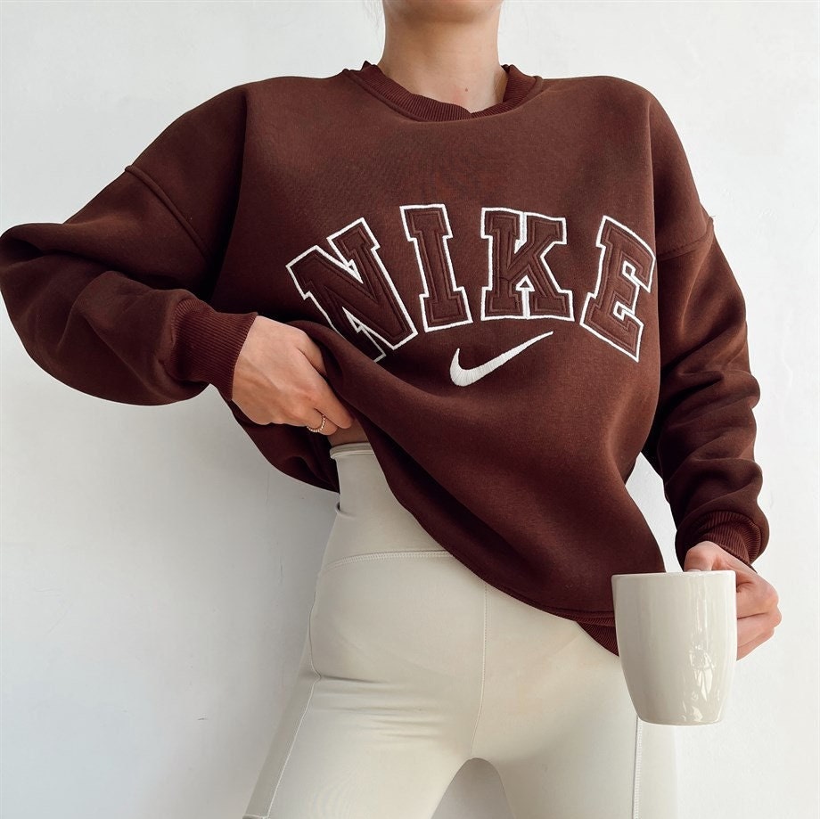dark green vintage nike sweatshirt