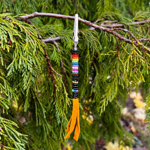 Pride Cigarette Holder, Two-Spirit Smoke Holder, Rainbow Indigenous Beaded  Cigarette Holder
