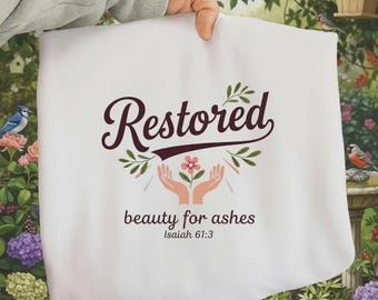 Wieder hergestellte Schönheit für Asche christliches T-Shirt Jesaja 61: 3 Glaube Bekleidung Inspirational Message Bibel Vers Shirt Geschenk für ihre Mutter Tee