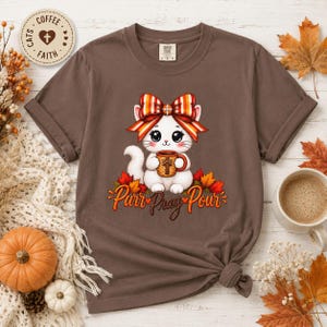 Christian Autumn Graphic Tee Kawaii Cat Lover Shirt Cozy Fall Wear Funny Feline Top Striped Coquette Bow Pumpkin Spice Shirt Gift Halloween Bild 8