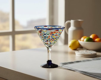 Bicchiere da Martini Confetti Rock con bordo blu / Articoli da bar messicani soffiati a mano