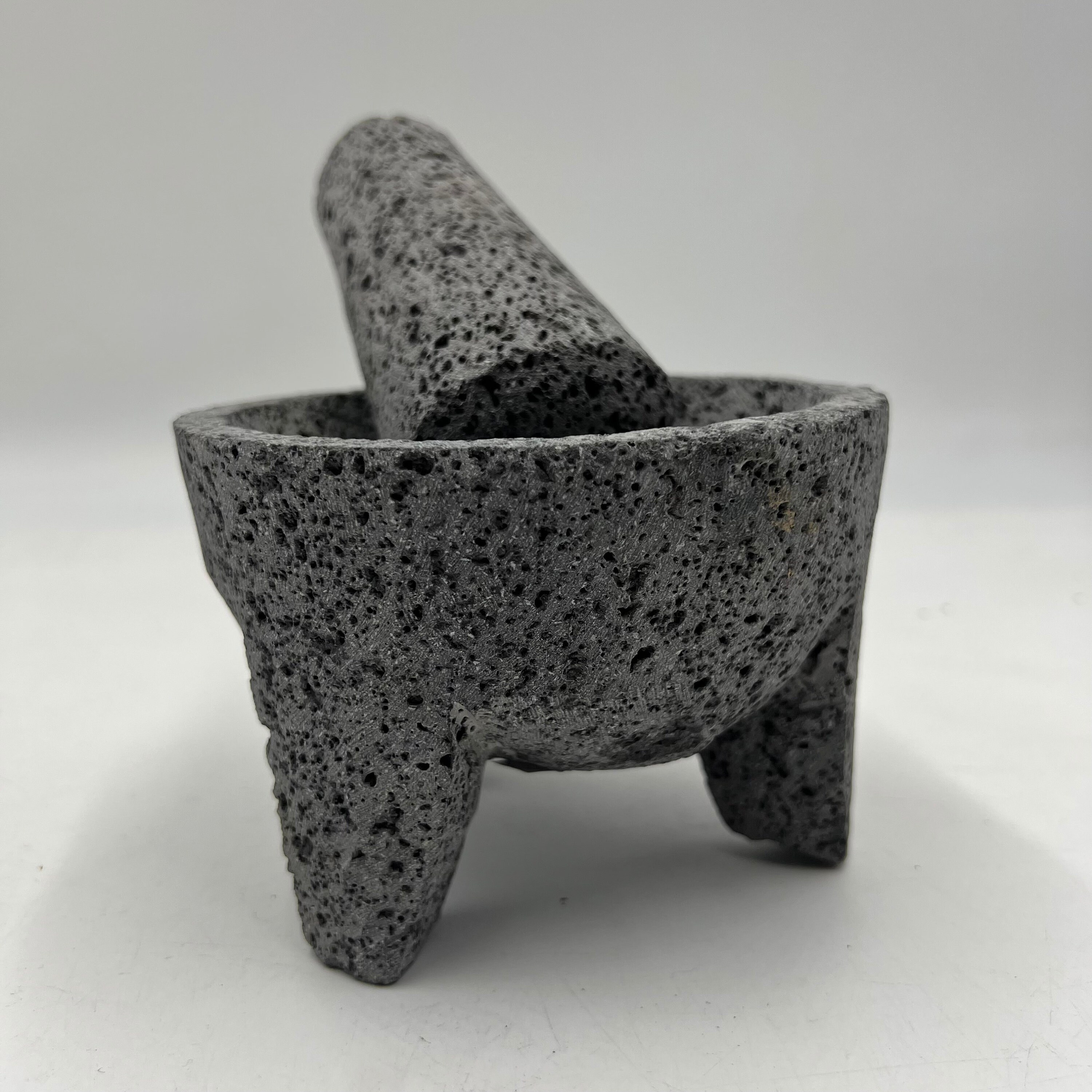Molcajete / Mortar and Pestle Pitzotl of Volcanic Stone Beautiful