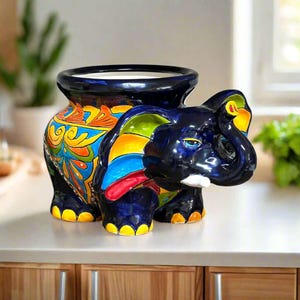 Maceta de Talavera con forma de elefante / Maceta de cerámica mexicana colorida