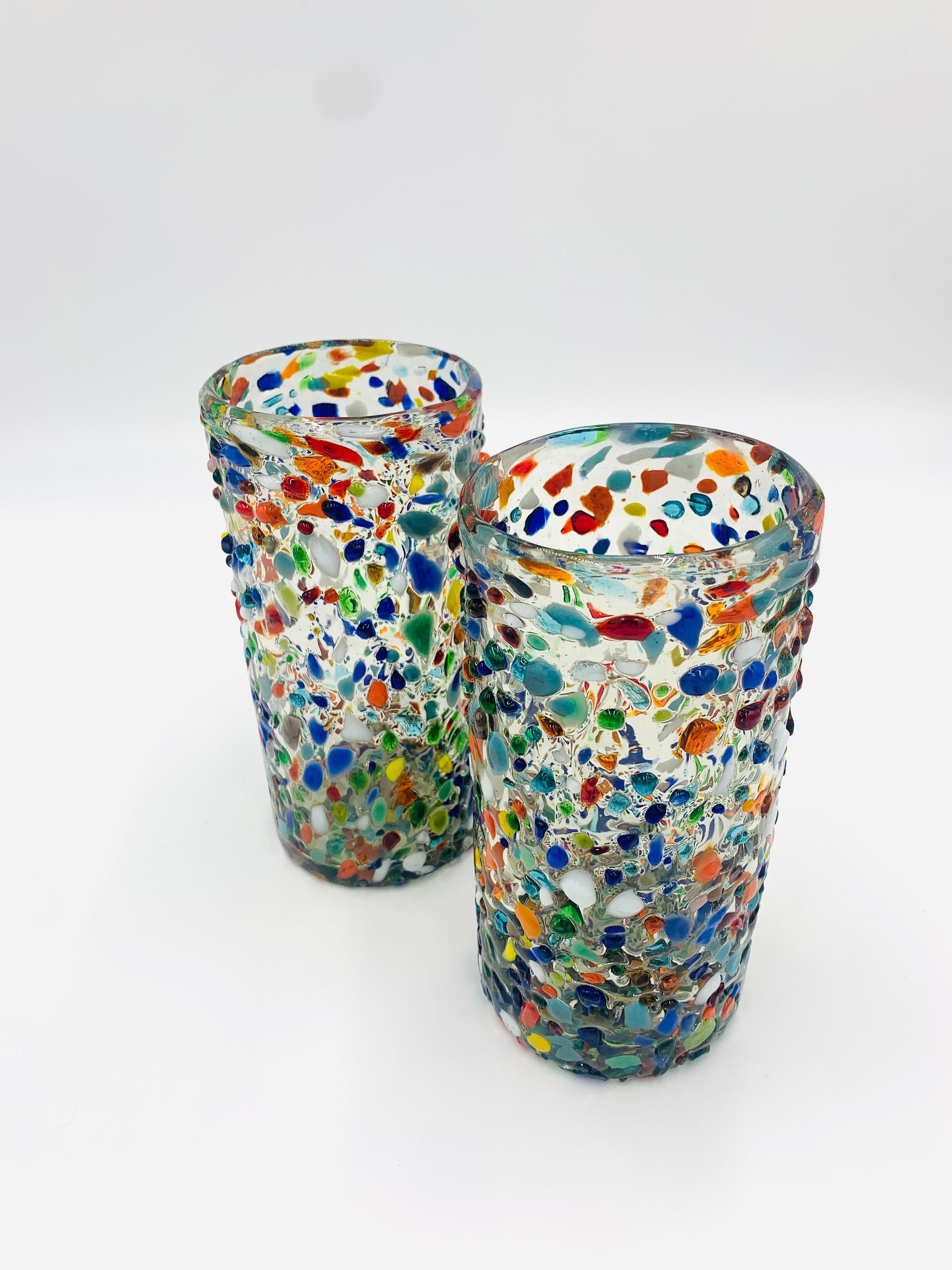 hand blown Mexican Glass set of 4 confetti with color pebbles 15 oz hand blown Mexican Glass set of 4 confetti with color pebbles 15 oz