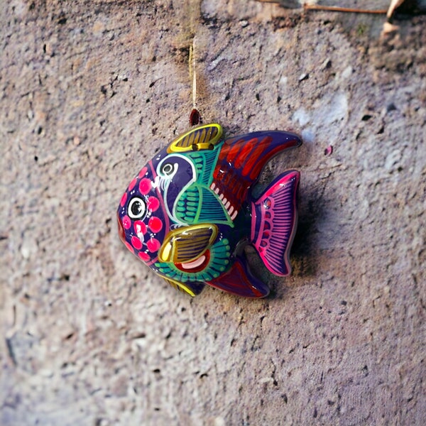 Vibrant Hand-Painted Talavera Fish Wall Decor | Mexican Artistry (Small)