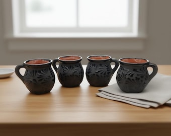 Juego de 4 Jarritos de barro Talavera negro / Tazas mexicanas hechas a mano