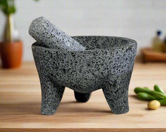 Molcajete de piedra volcánica / Mortero y maja mexicanos hechos a mano