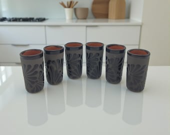 Juego de 50 vasos de chupito Talavera negros / Artículos de bar de cerámica mexicana