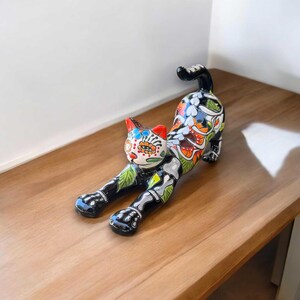 手作りのタラベラの伸びる猫の像 | 死者の日のメキシコ民芸品