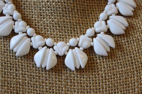 Vintage 30s Art Deco White Milk Glass Drop Bead B… - image 2