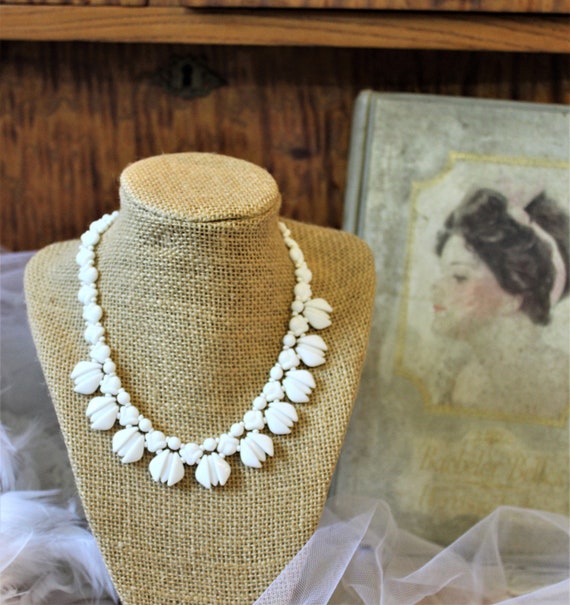 Vintage 30s Art Deco White Milk Glass Drop Bead B… - image 3