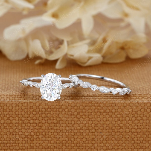 1.5CT Oval Moissanite engagement Ring Set Unique White gold engagement ring vintage round wedding ring Bridal set Promise Anniversary gift