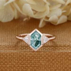 Bezel set Moss agate engagement ring Rose gold Hexagon cut wedding& engagement ring Unique art deco ring Bridal promise Anniversary gift