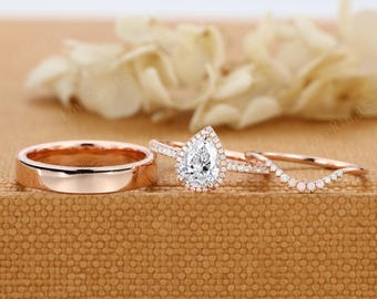 Pear IGI Certified Lab Grown Diamond Engagement Ring Set, Bridal Set with Curved and Straight Wedding Bands, Vintage Ring Set
