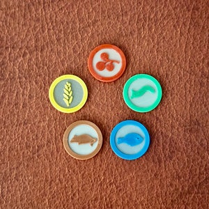 105 Wingspan Tokens (21 ea. type)