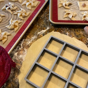 Tagliabiscotti: da 9 a 25 quadrati per biscotti Bowtie e altri tagli quadrati immagine 10