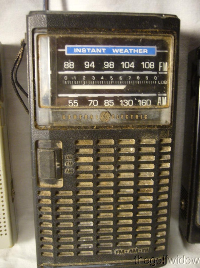 Tres radios Transitor antiguas: GE, Emerson y Gran Prix imagen 3