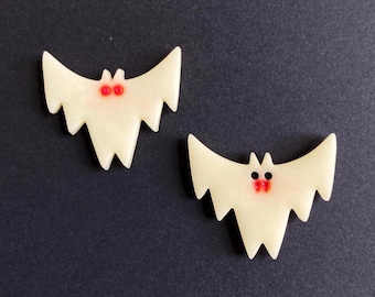 Handmade, polymer clay glow-in-the-dark vampire bat magnet set of 2 / Pair of Halloween Chiroptera refrigerator magnet