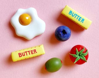 Strawberry Magnet / Handmade Polymer Clay Fridge Decor / Cute Miniature ...