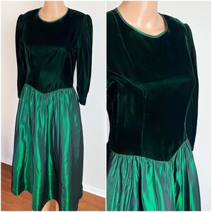 Vintage 80s Green Velvet Taffeta Long Sleeve Basque Drop Waist Holiday  Christmas Dress by Lanz Originals // Size Medium 6 - Etsy