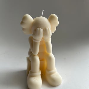 KAWS 'Passing Through'-geïnspireerde kaars | Hypebeast-decorkaars | Kaarscadeaus