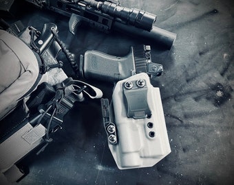 FITS: Glock 17/19/19x/45/47  - Stream Light TLR1/HL IWB Holster