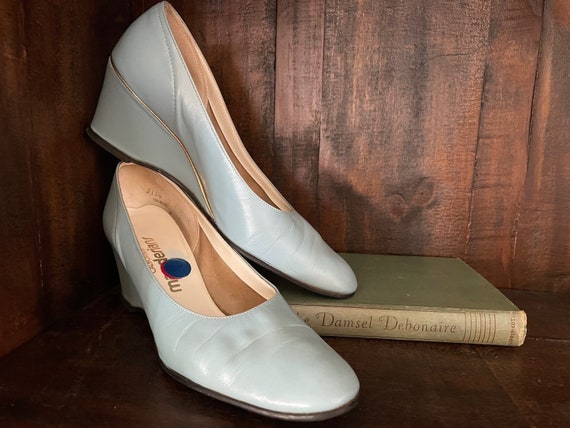 Vintage Lloyd Gotchy Shoes, Wedge Pumps, Cyan Blu… - image 1