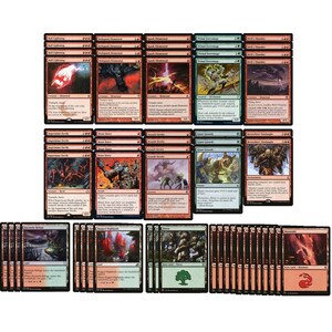 Puede incluir: Una colección de 60 cartas de Magic: The Gathering, incluyendo cartas rojas, negras y verdes. Las cartas presentan varias criaturas, hechizos y tierras. Las cartas están dispuestas en filas y columnas sobre un fondo blanco.