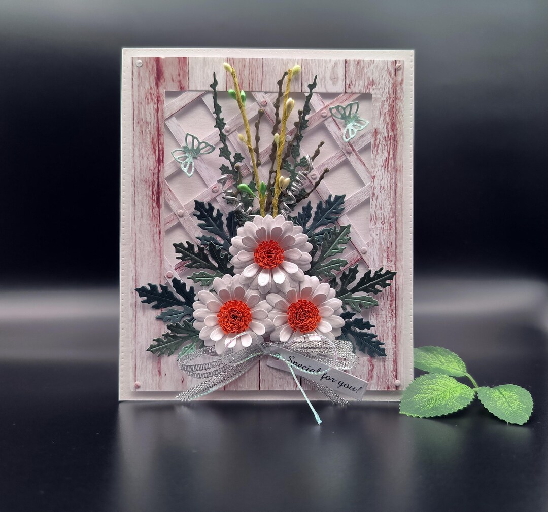Handmade Paper Daisy Birthday Card: 3D Floral Greeting Card With Gift ...