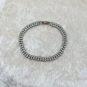 Vintage tennis bracelet with rhinestone crystals