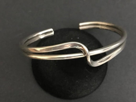 Sterling Silver Twisted Cuff Bracelet. 20.2g. Mod… - image 1