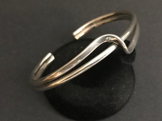 Sterling Silver Twisted Cuff Bracelet. 20.2g. Mod… - image 3