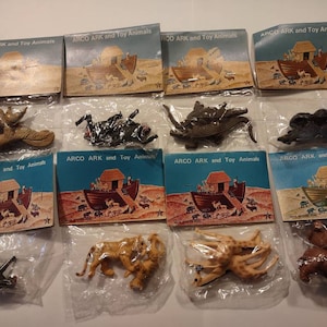 1970s Noahs Ark Animals Set of 8 Arco plastic figures