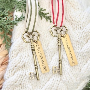New home engraved metal key ornament with custom name and year, housewarming keepsake