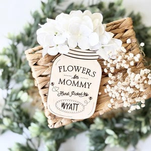 Personalized Mother&#39;s Day Flower Holder Magnet: Grandma Gift