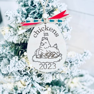 Chicken Christmas Ornament, 2023 Farmhouse Style Chicken Lover Chicken Humor Country Chicken Mom Rustic Ornament Gift Tag Box Tag Basket Tag