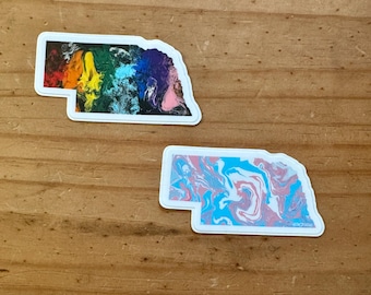 Pegatina con la forma del estado de Nebraska - Trans - Orgullo progresivo - LGBTQ