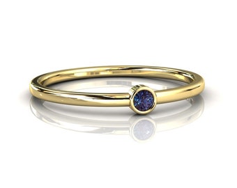 Dainty Alexandrite Stacking Ring, Thin 14k yellow Gold Band, Minimalist Small Modern style Ring, Anniversary Jewelry, Gift For Her