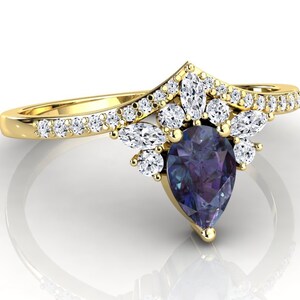 Alexandrite And Diamond Ring | Engagement Ring | Pear Shape Alexandrite | Gemstone Ring | Solid Gold Ring | Promise Ring | Anniversary Ring