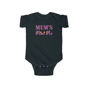 Mum's Mini Me Pink Yellow Daisy Positive Cute Funny Inspiration Body niemowlęce Jersey INFBS000004