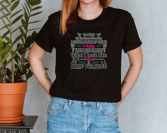 Während ich meine dritte Ladung Wäsche zusammenfalte, denke ich darüber nach, ein Nudist Unisex T-Shirt zu sein Inspirierend Motivierend Lustig TS001230