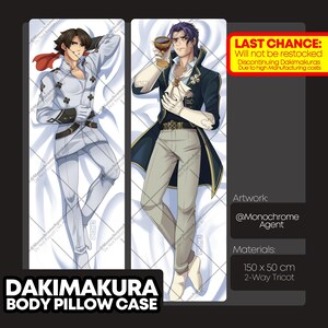 Może przedstawiać: Poszewka na poduszkę Dakimakura z dwiema postaciami w stylu anime. Jedna postać ma na sobie biały mundur, druga ciemny płaszcz. Poszewka ma wymiary 150 cm x 50 cm. Tekst na zdjęciu brzmi "LAST CHANCE" i "DAKIMAKURA BODY PILLOW CASE."