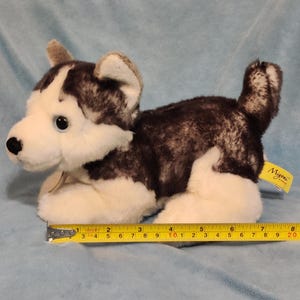 ESSA Plush: 6&quot; Husky - Miyoni