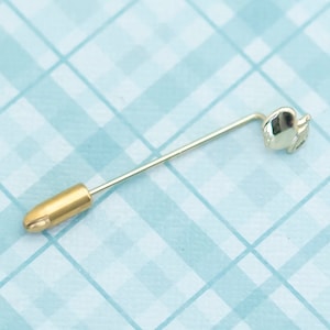 Vintage Golden Apple Stickpin - L20