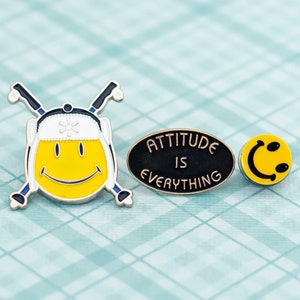 Juego vintage de pines positivity - L23